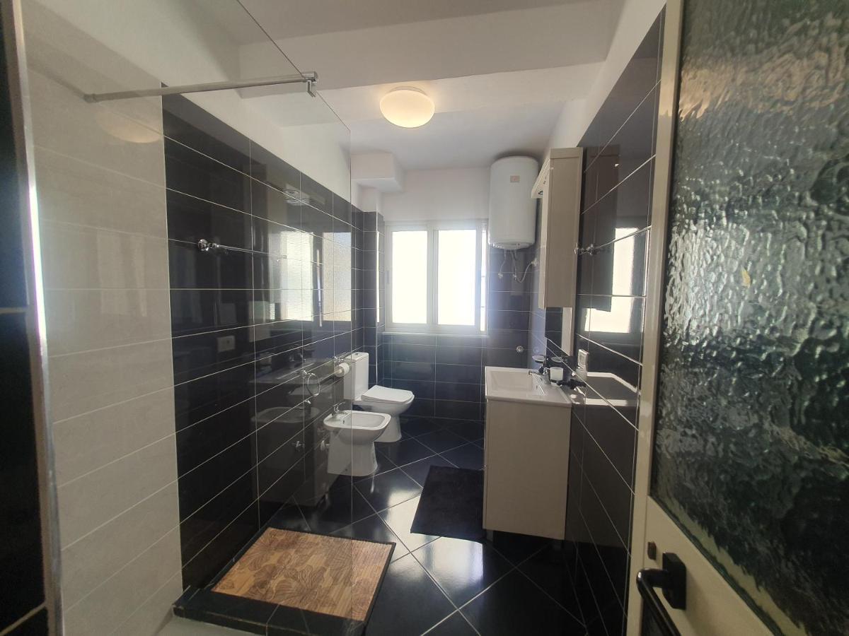 Apartment In The Heart Of Tirana , Bllok Esterno foto
