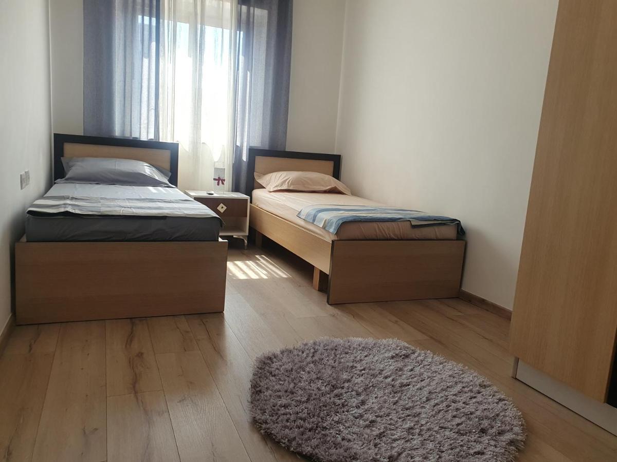 Apartment In The Heart Of Tirana , Bllok Esterno foto