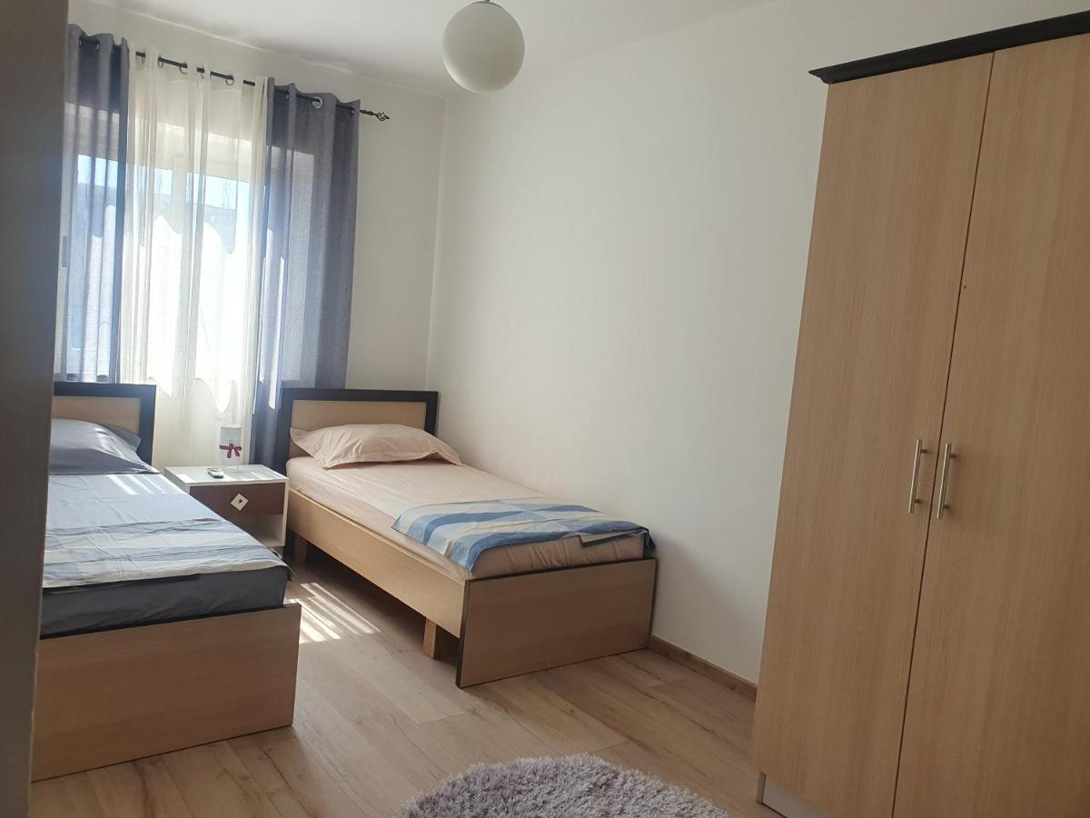 Apartment In The Heart Of Tirana , Bllok Esterno foto